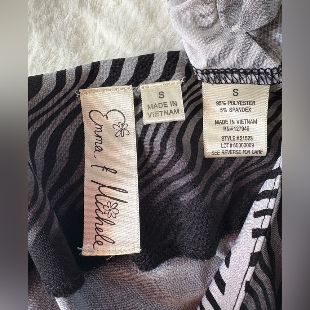 Emma & Michelle Black & White Abstract Stripe Tunic 3/4 Sleeve Boat Neck Sz:Smal - Picture 10 of 10